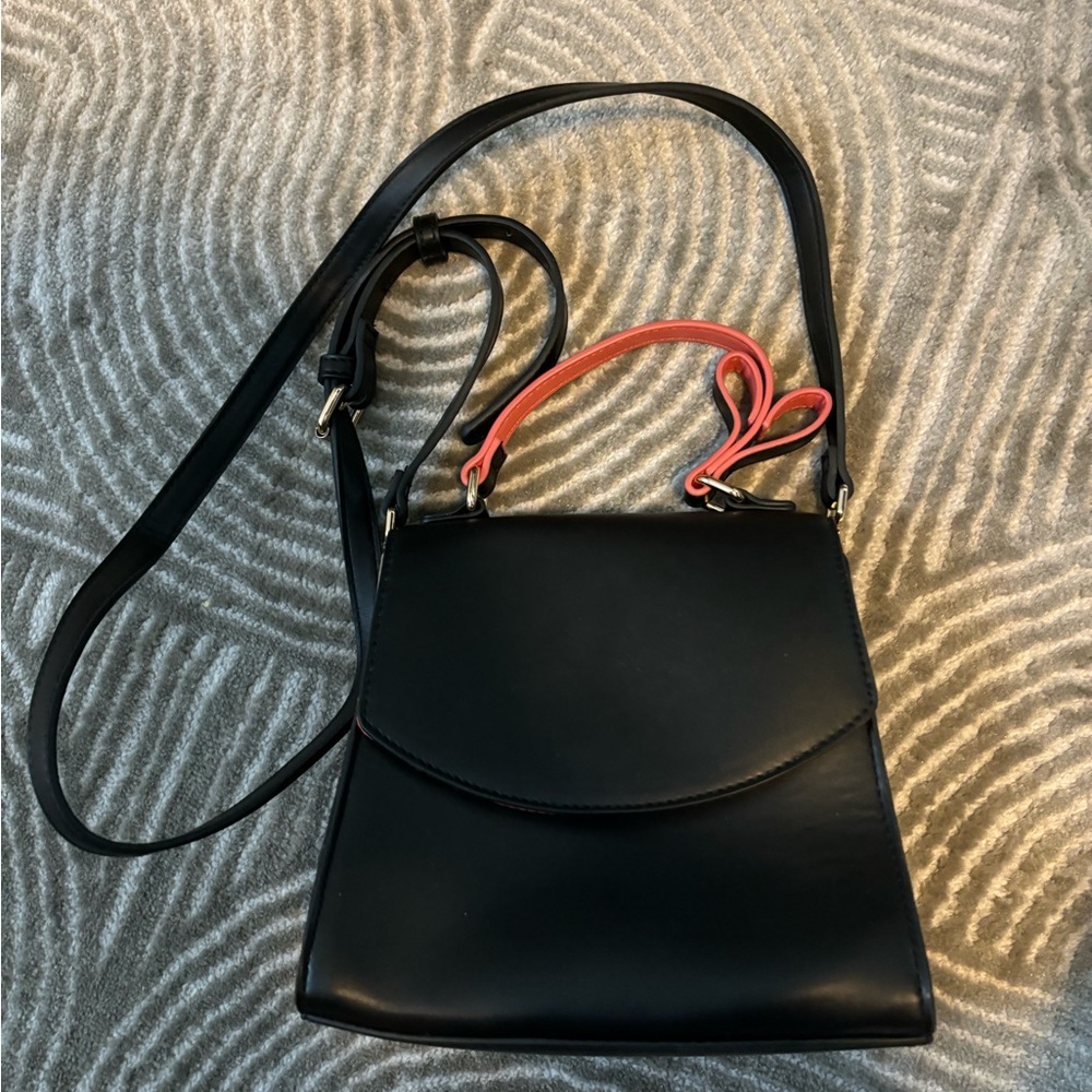 Black Target Purse with Pink Heart Strap and Lining